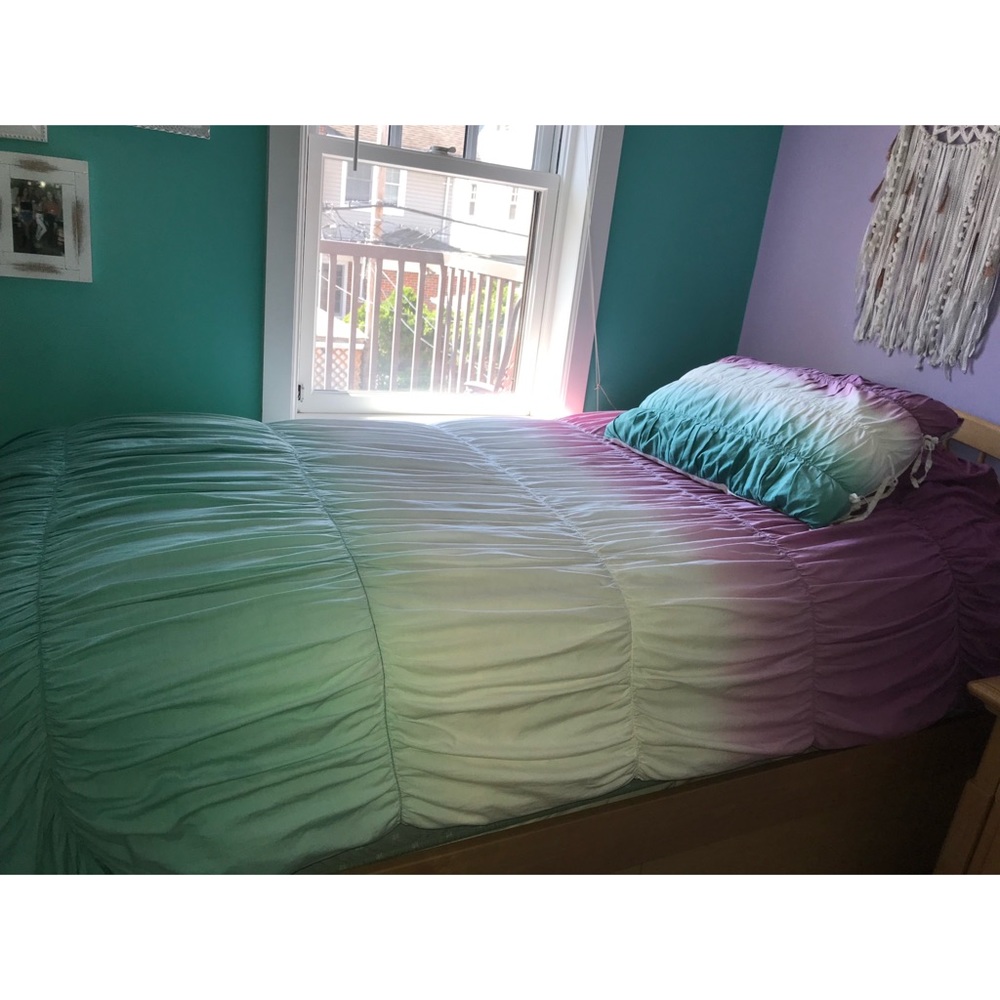 Twin Surf Dip Dye Ruched Duvet Cover + Pillowcase